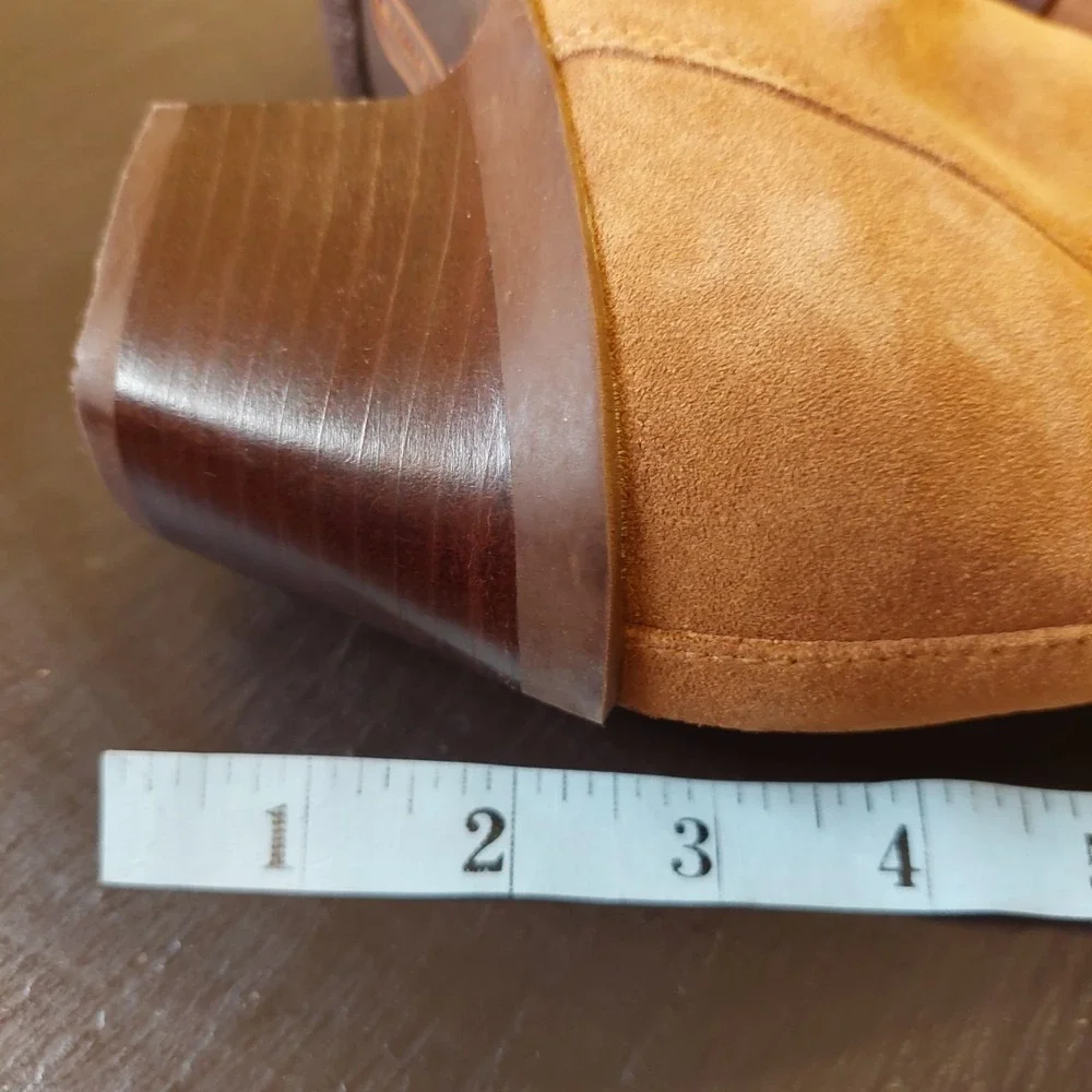 NEW!‎ Comfortiva Women's Brandy Ankle Boot Brown Waterproof Suede Size 7 $150